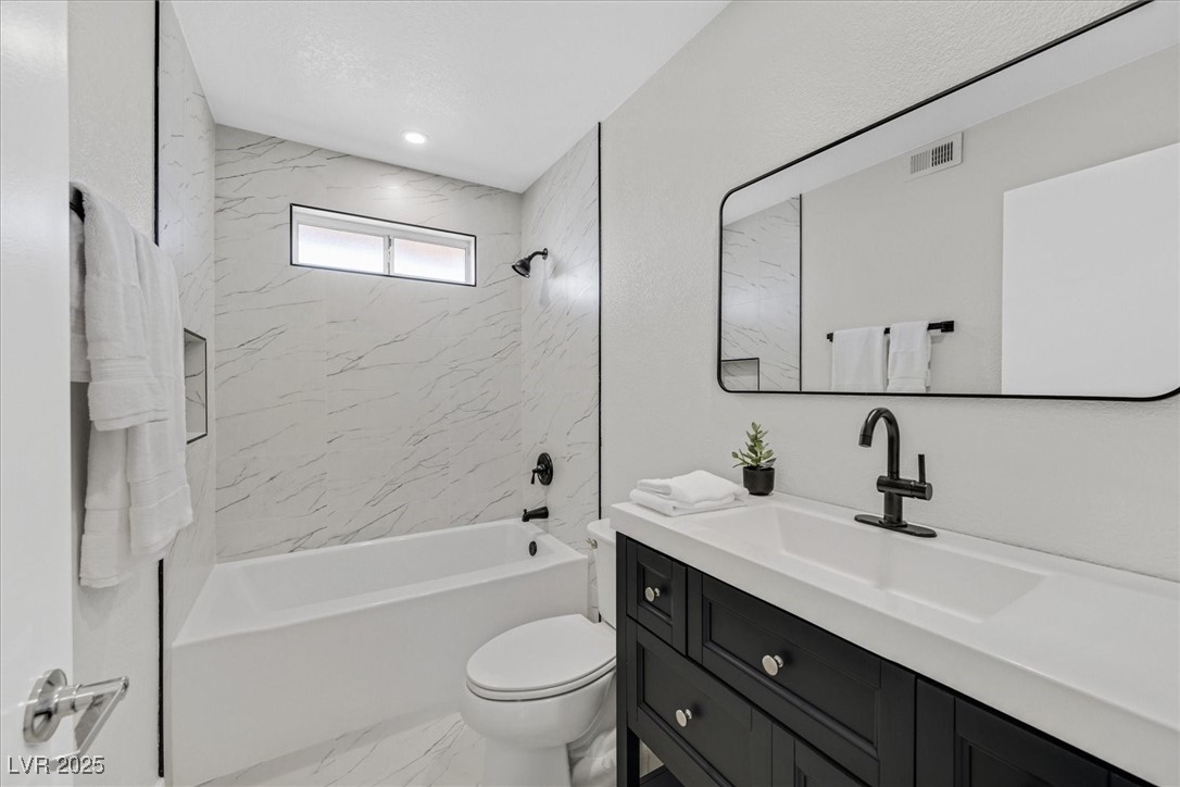 2402 El Cid Court Property Photo 20