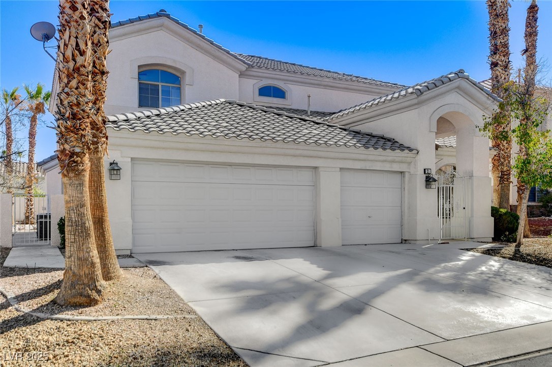21 Bridal Falls Court Property Photo 2