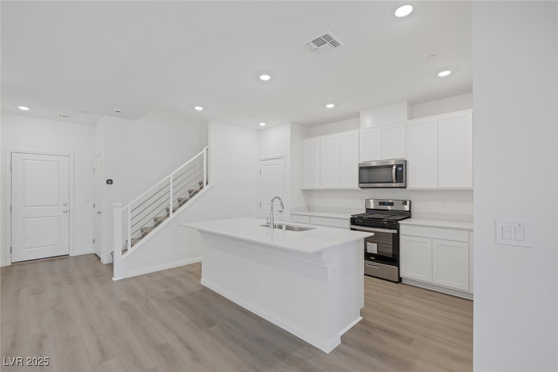 2731 Luzzi Walk Property Photo 3