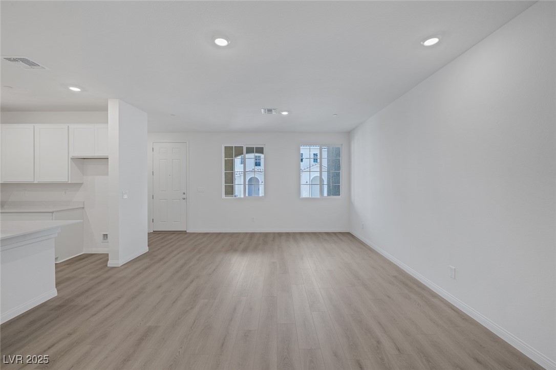 2731 Luzzi Walk Property Photo 7