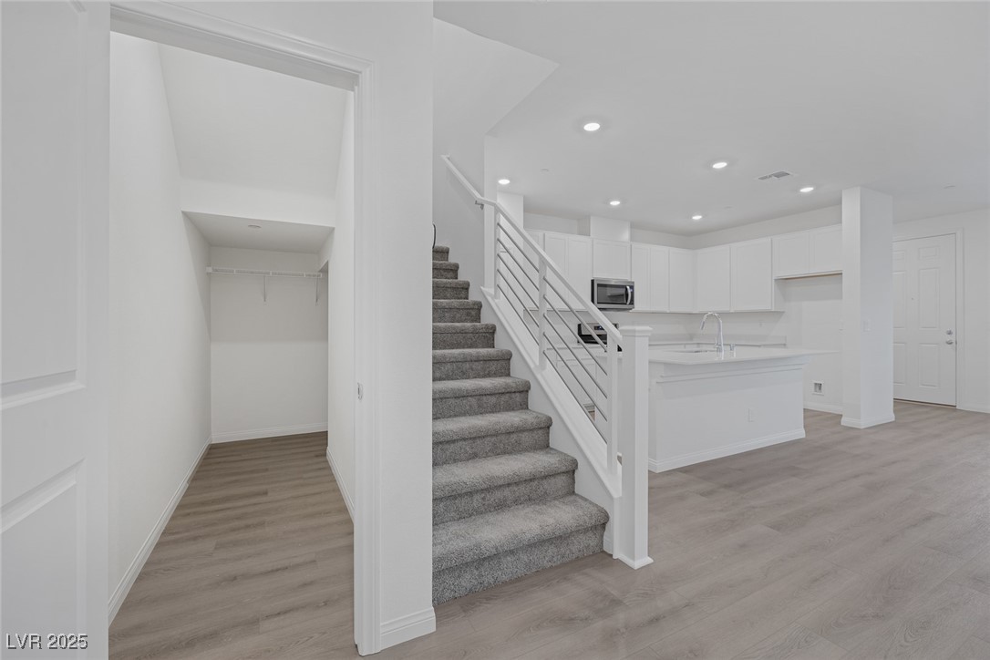 2731 Luzzi Walk Property Photo 12