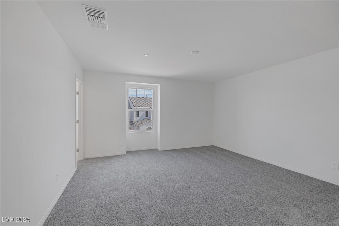 2731 Luzzi Walk Property Photo 14