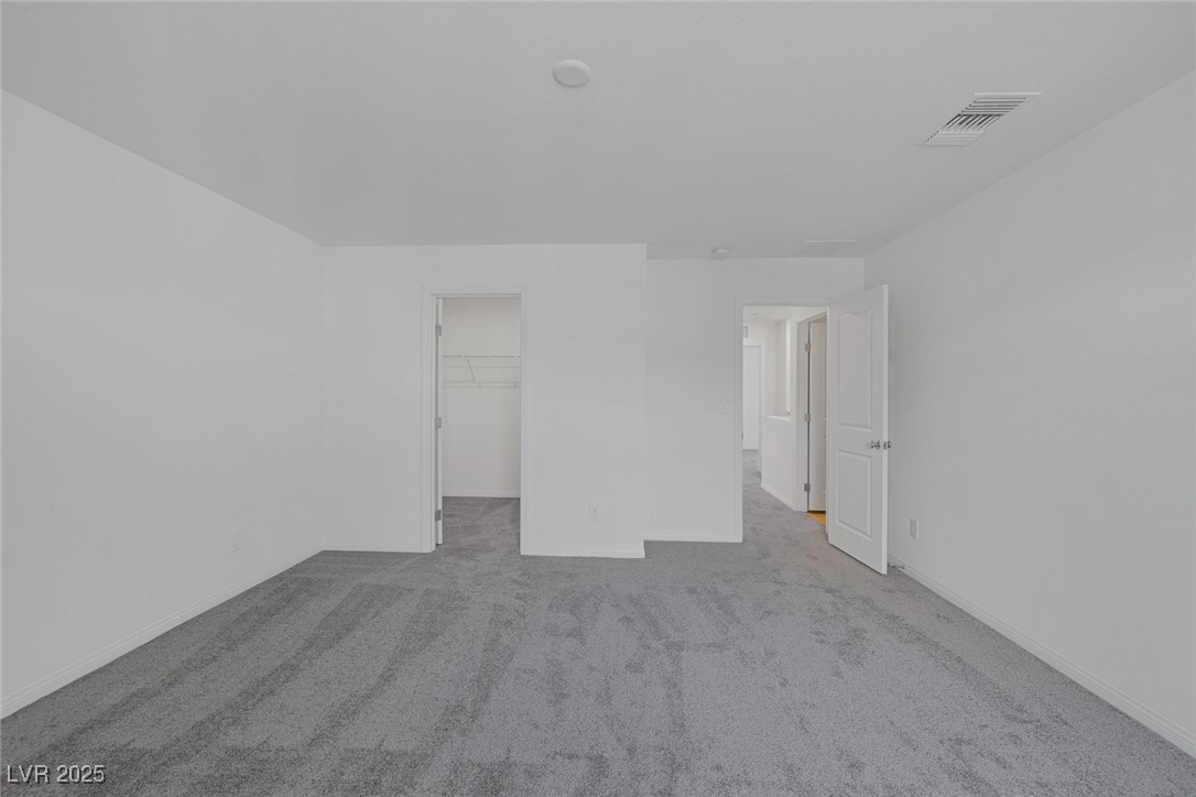 2731 Luzzi Walk Property Photo 15
