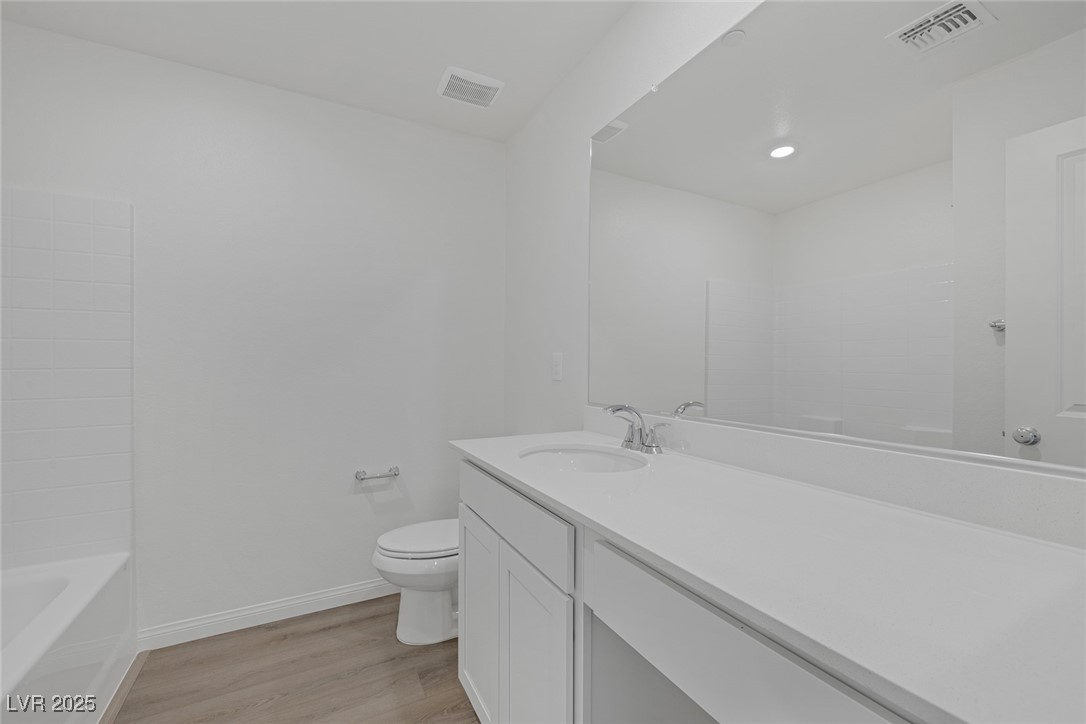 2731 Luzzi Walk Property Photo 24