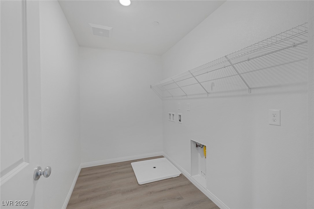 2731 Luzzi Walk Property Photo 26