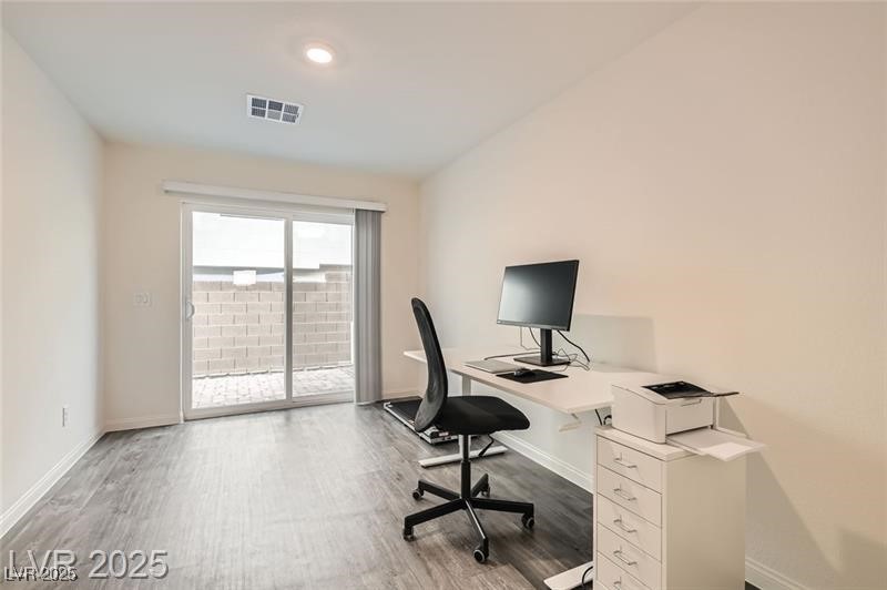3772 Brilliant Sunset Street Property Photo 4