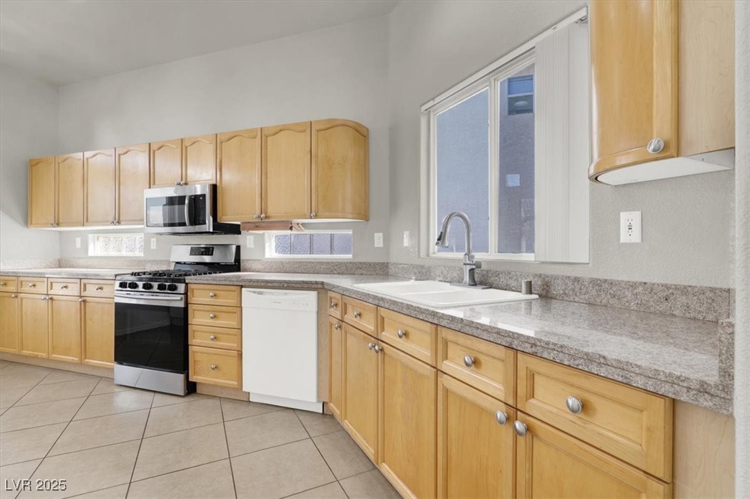 3505 Tuscany Village Drive Property Photo 10