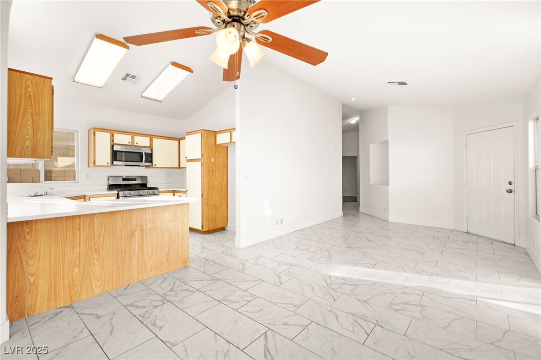 6653 Lund Drive Property Photo 23