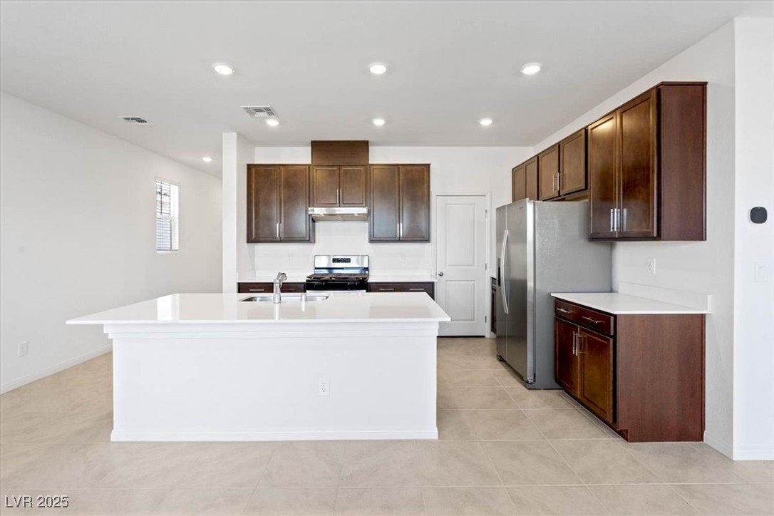9102 Vesey Avenue Property Photo 13