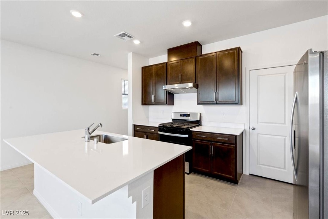 9102 Vesey Avenue Property Photo 14