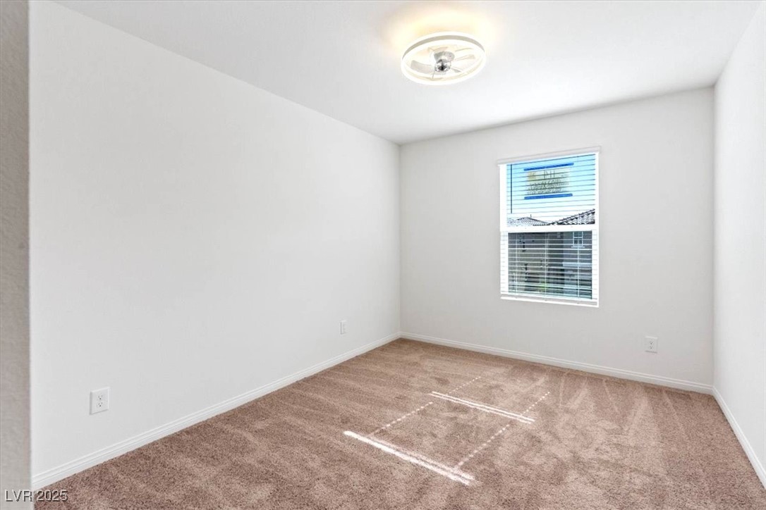 9102 Vesey Avenue Property Photo 32