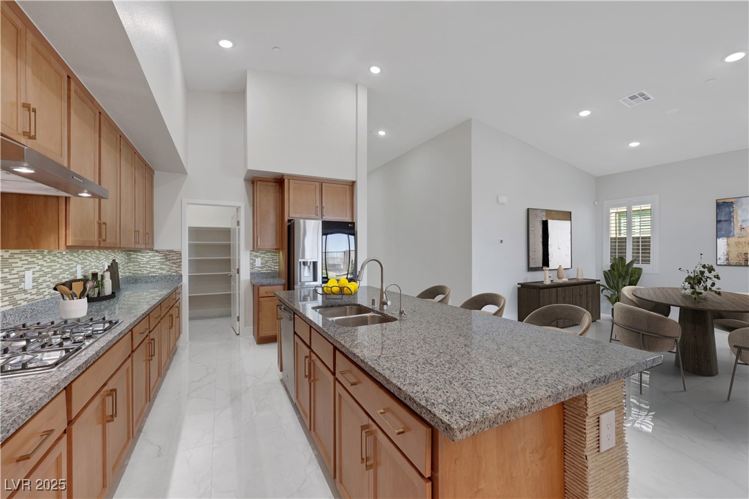 144 Sarabeth Street Property Photo 4
