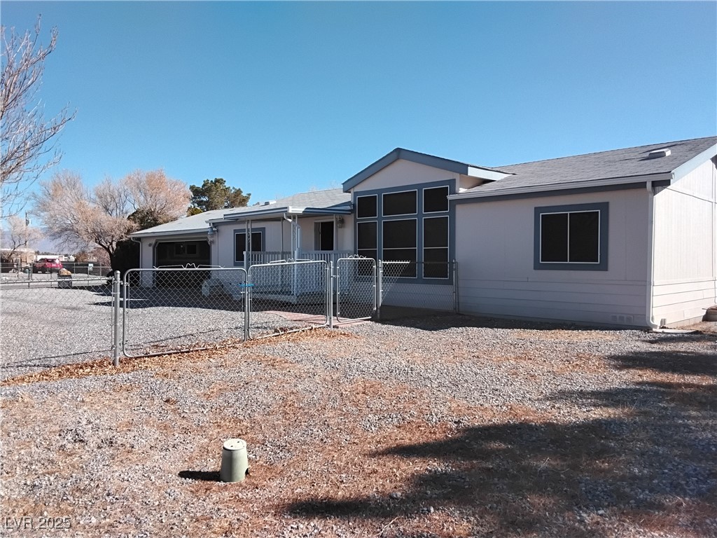 2911 Rio Rico Drive 4 Property Photo 2