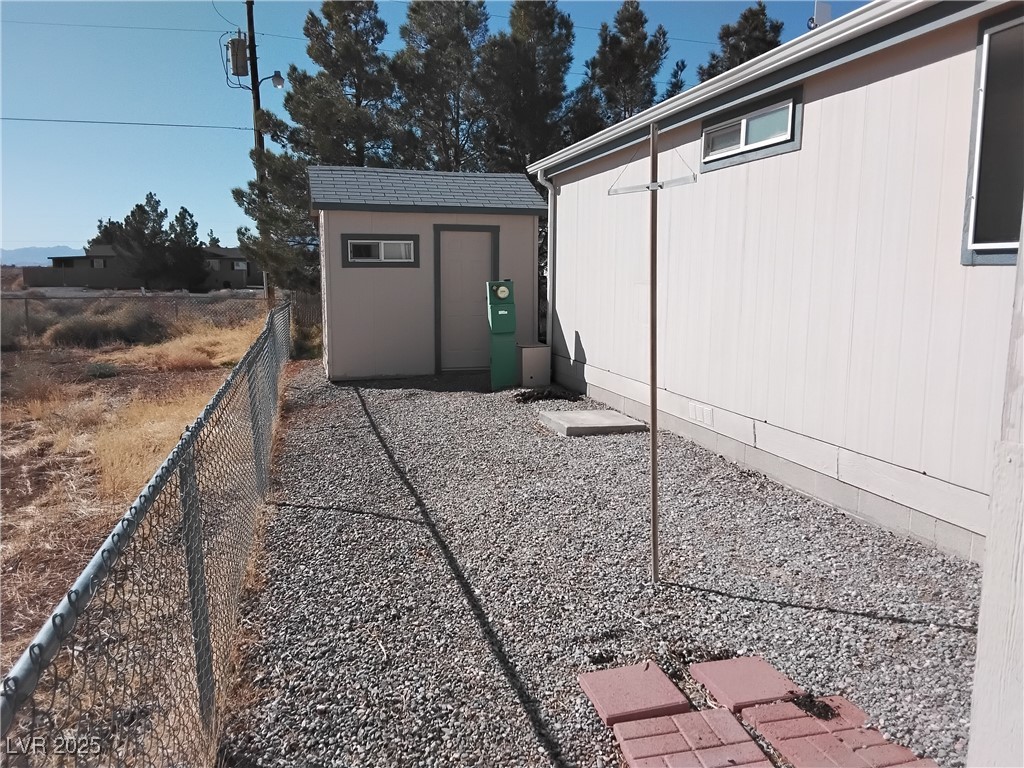 2911 Rio Rico Drive 4 Property Photo 4
