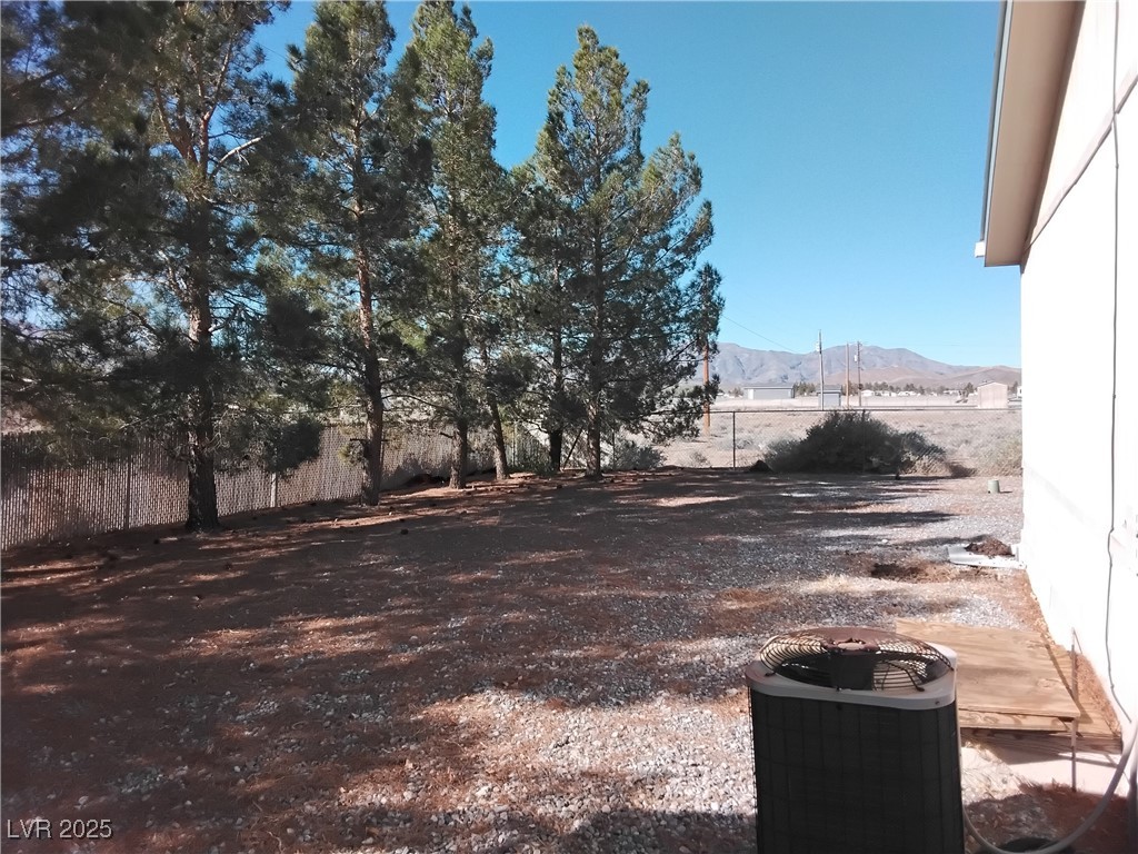 2911 Rio Rico Drive 4 Property Photo 5
