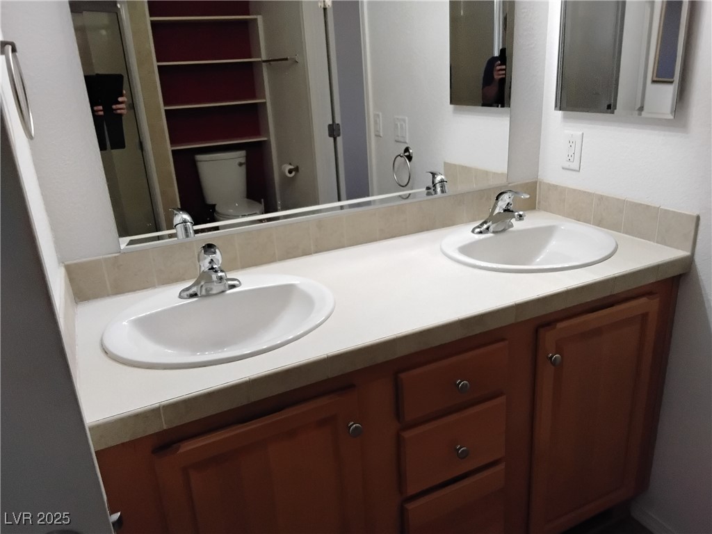 2911 Rio Rico Drive 4 Property Photo 20