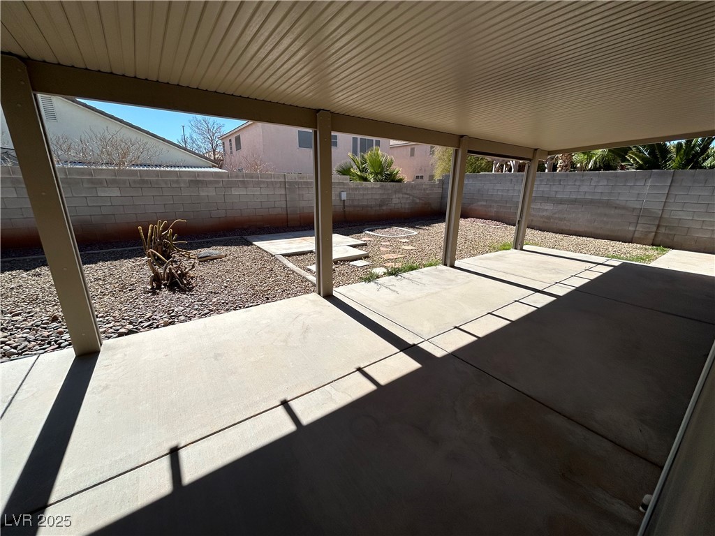 1205 East Hammer Lane Property Photo 28