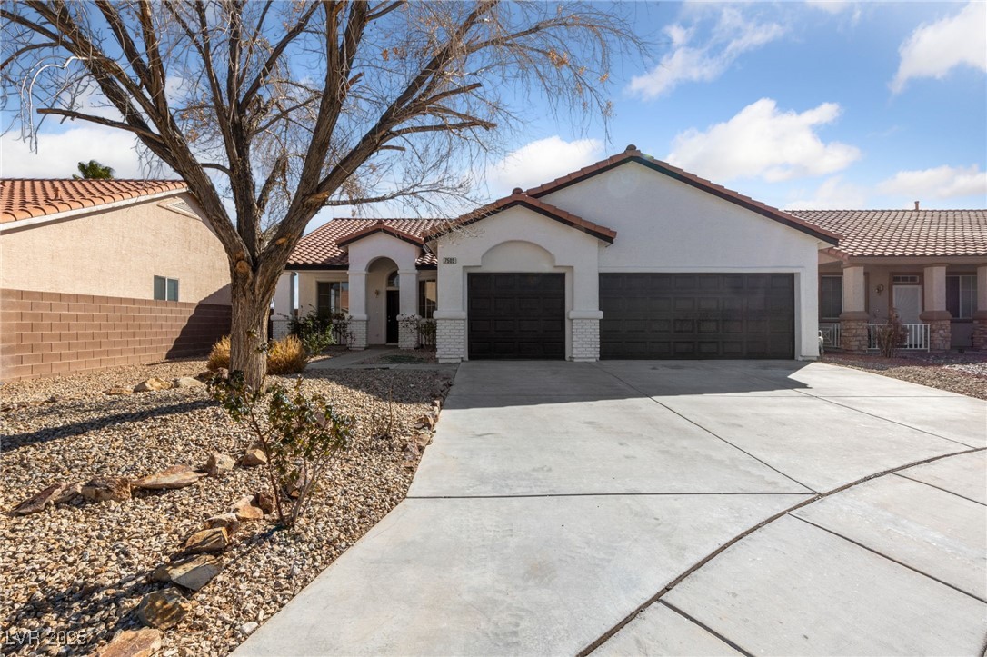 7505 Crystal Clear Avenue Property Photo 1