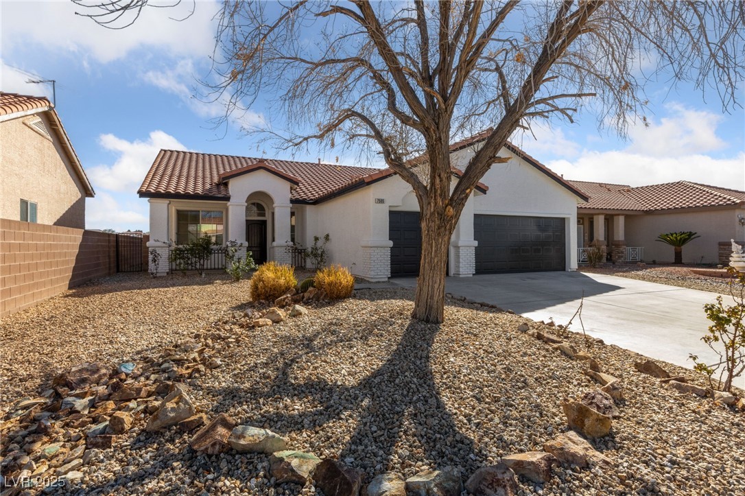 7505 Crystal Clear Avenue Property Photo 9