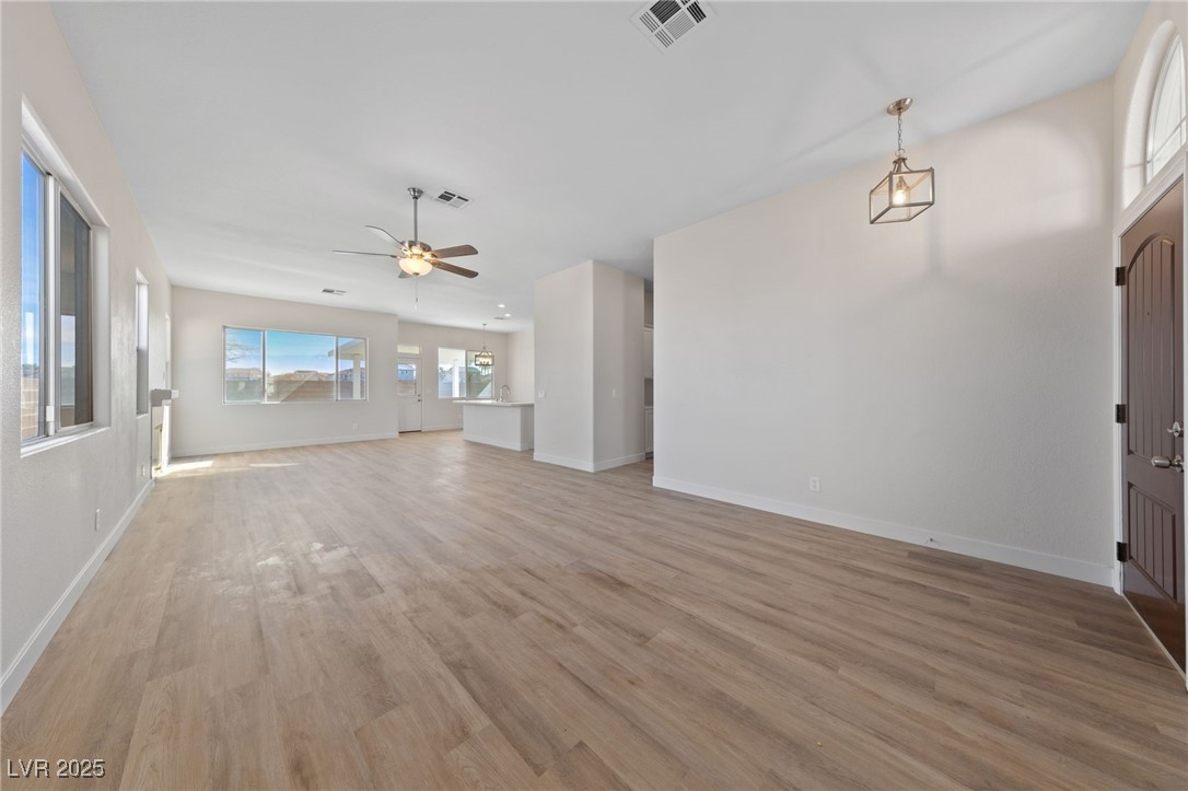 7505 Crystal Clear Avenue Property Photo 11