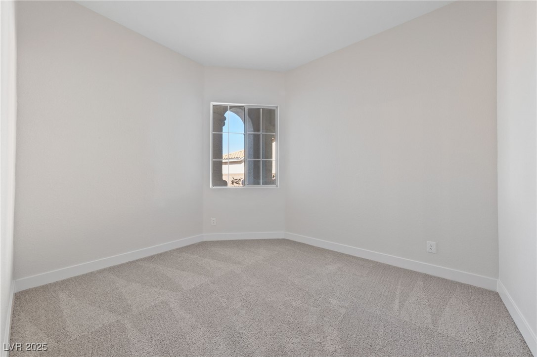 7505 Crystal Clear Avenue Property Photo 22