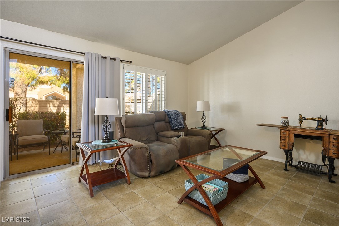 8916 Evening Star Drive Property Photo 10