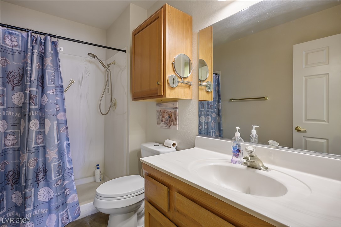 8916 Evening Star Drive Property Photo 16