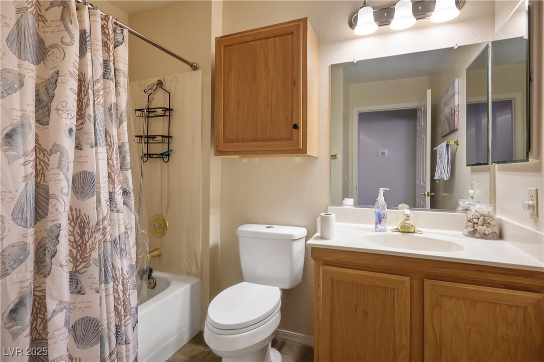 8916 Evening Star Drive Property Photo 18