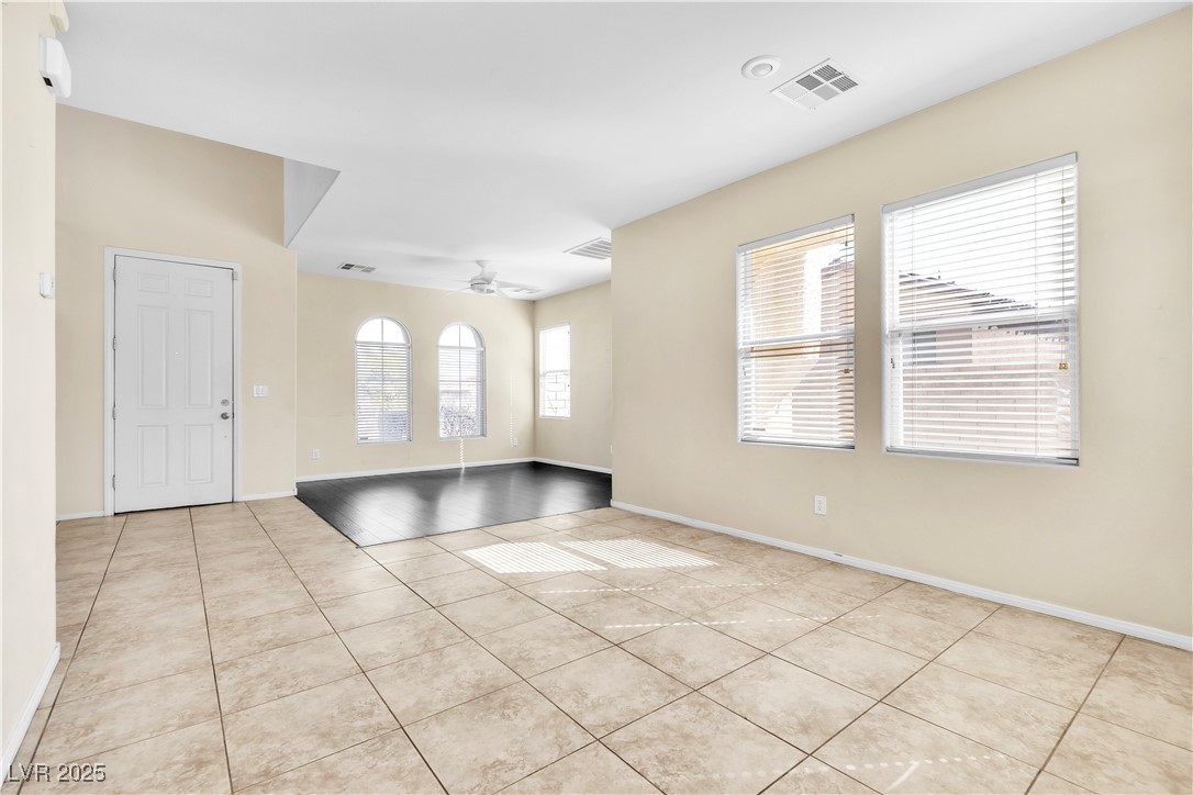 1016 Douglas Flat Place Property Photo 12