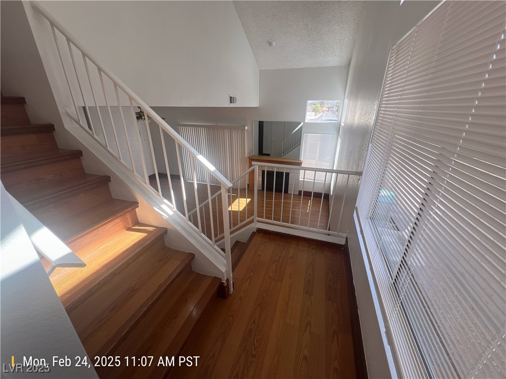 516 Brightwater Street Property Photo 2