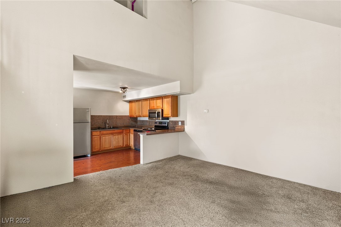 5166 Gray Lane M Property Photo 11