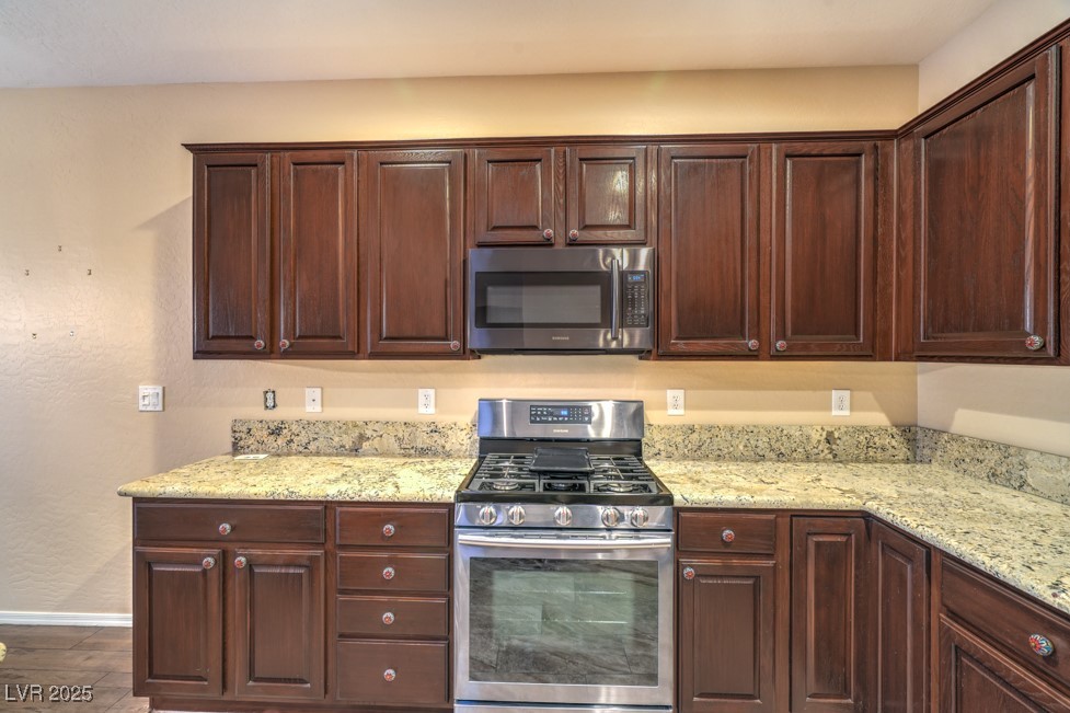 2475 Hamonah Drive Property Photo 10