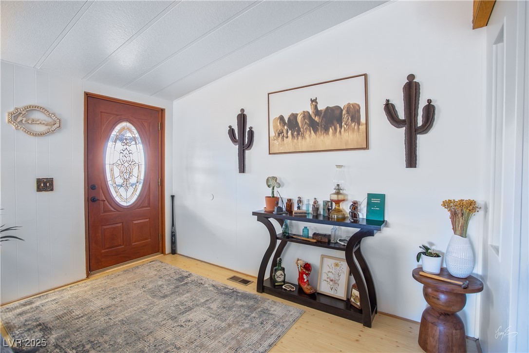 625 East Hobson Street Property Photo 10