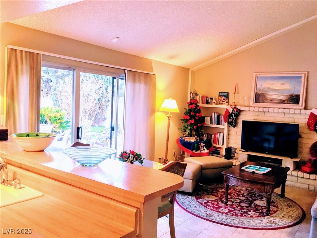 5315 Winston Drive Property Photo 8