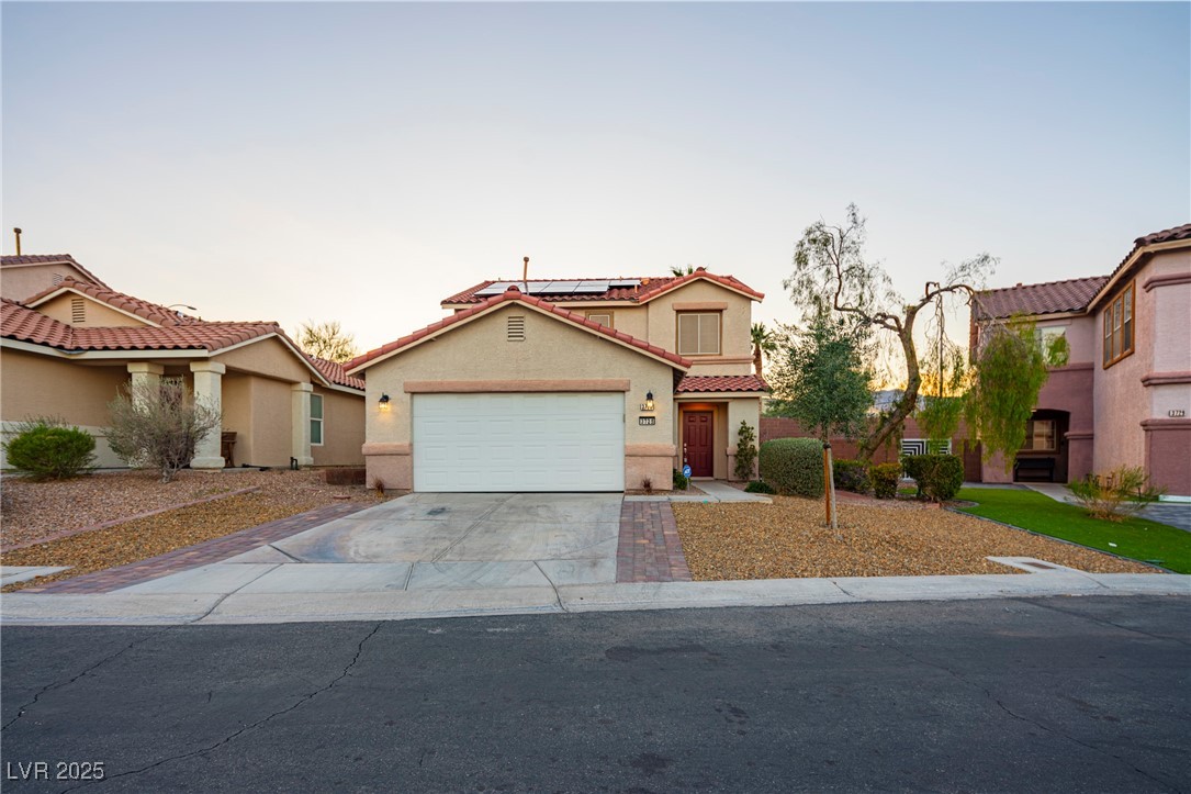3725 Shanagolden Street Property Photo 5