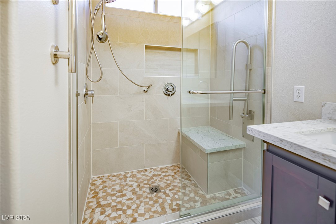 3725 Shanagolden Street Property Photo 20