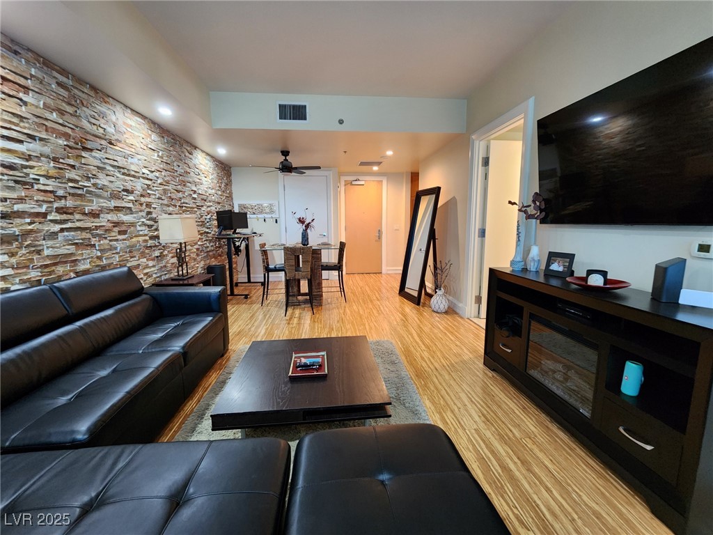 2700 Las Vegas Boulevard 1006 Property Photo 11