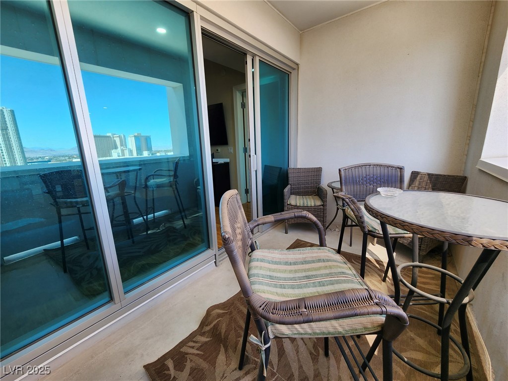 2700 Las Vegas Boulevard 1006 Property Photo 18