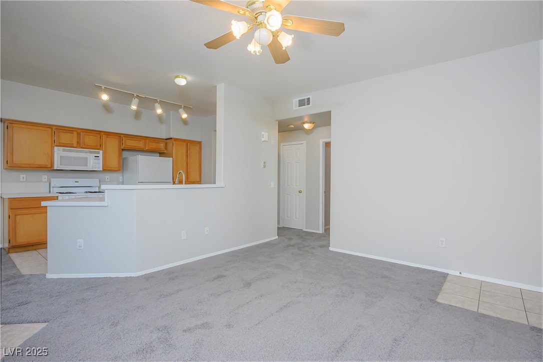 8501 West University Avenue 2020 Property Photo 8