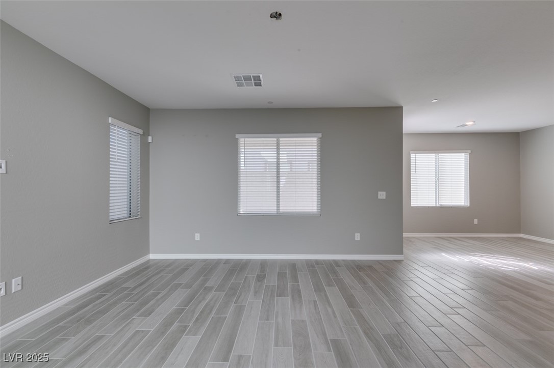 9239 Albus Hills Avenue Property Photo 7
