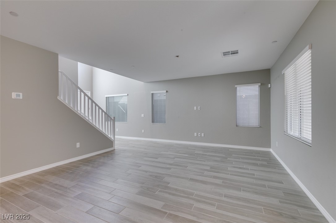 9239 Albus Hills Avenue Property Photo 11