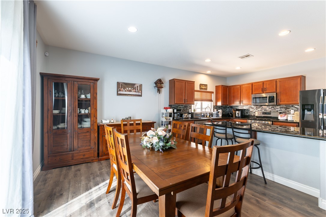10745 Leatherstocking Avenue Property Photo 8