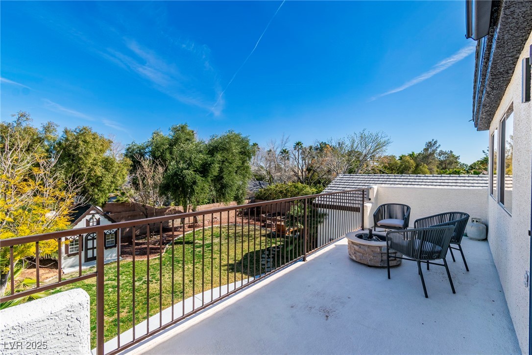 4880 Hayride Street Property Photo 19