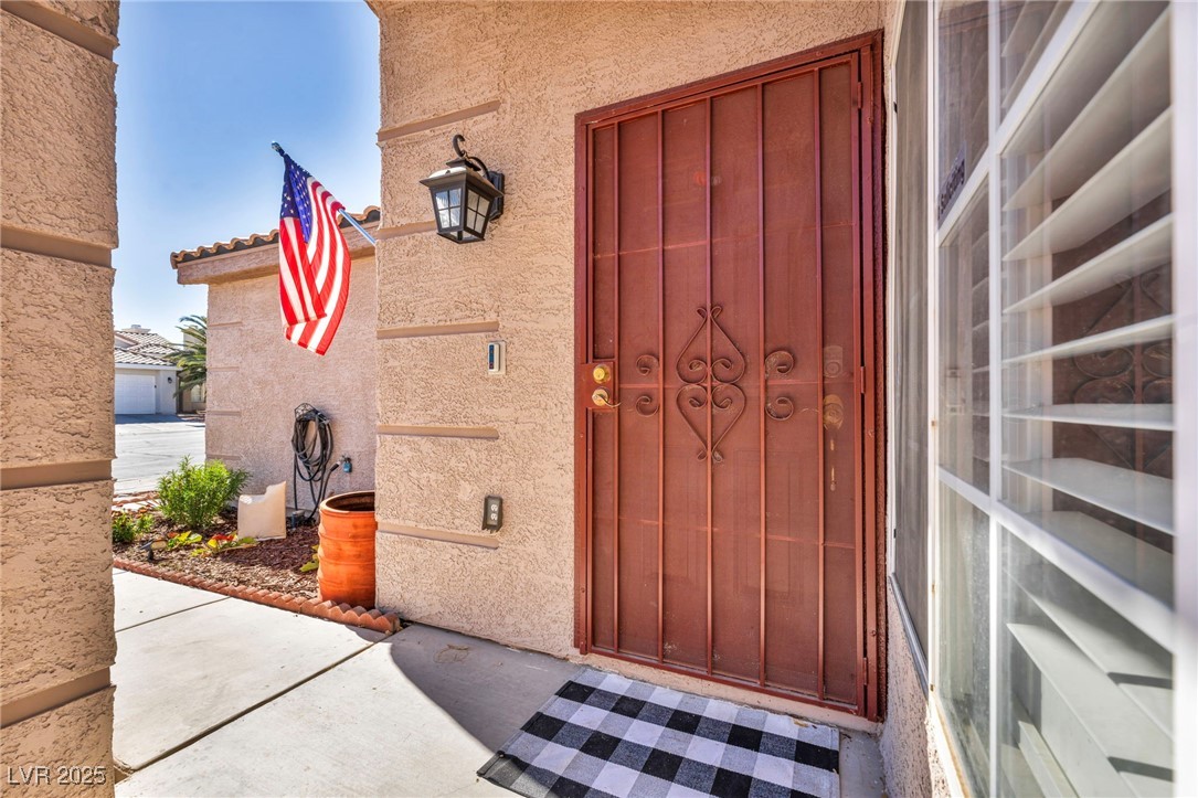 1842 Trigger Way Property Photo 3
