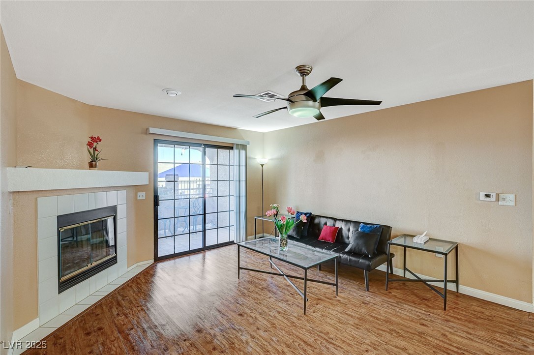 8452 Boseck Drive 110 Property Photo 6