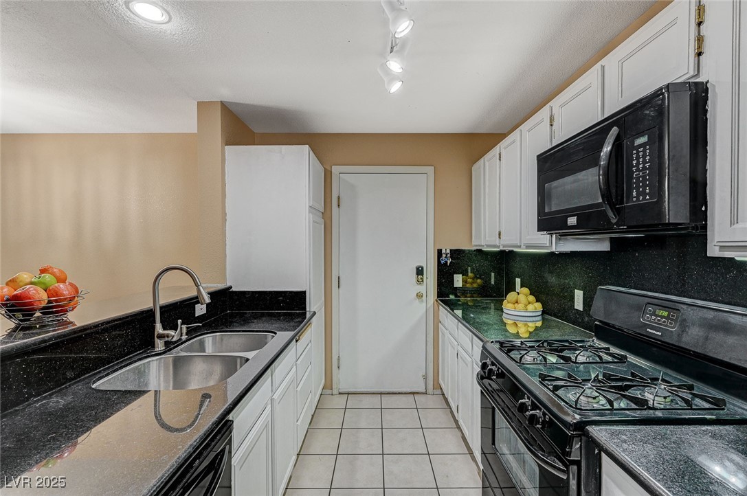 8452 Boseck Drive 110 Property Photo 13