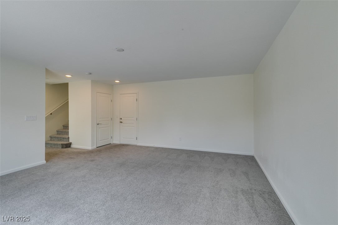 8039 Haywood Estate Avenue Property Photo 12