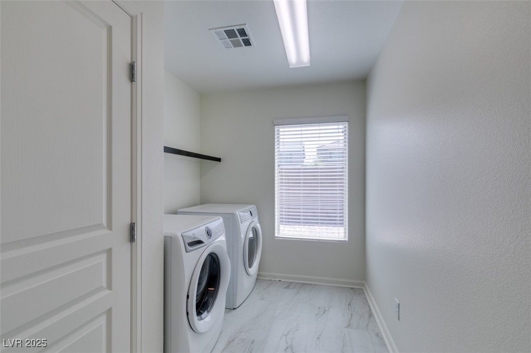 8039 Haywood Estate Avenue Property Photo 14