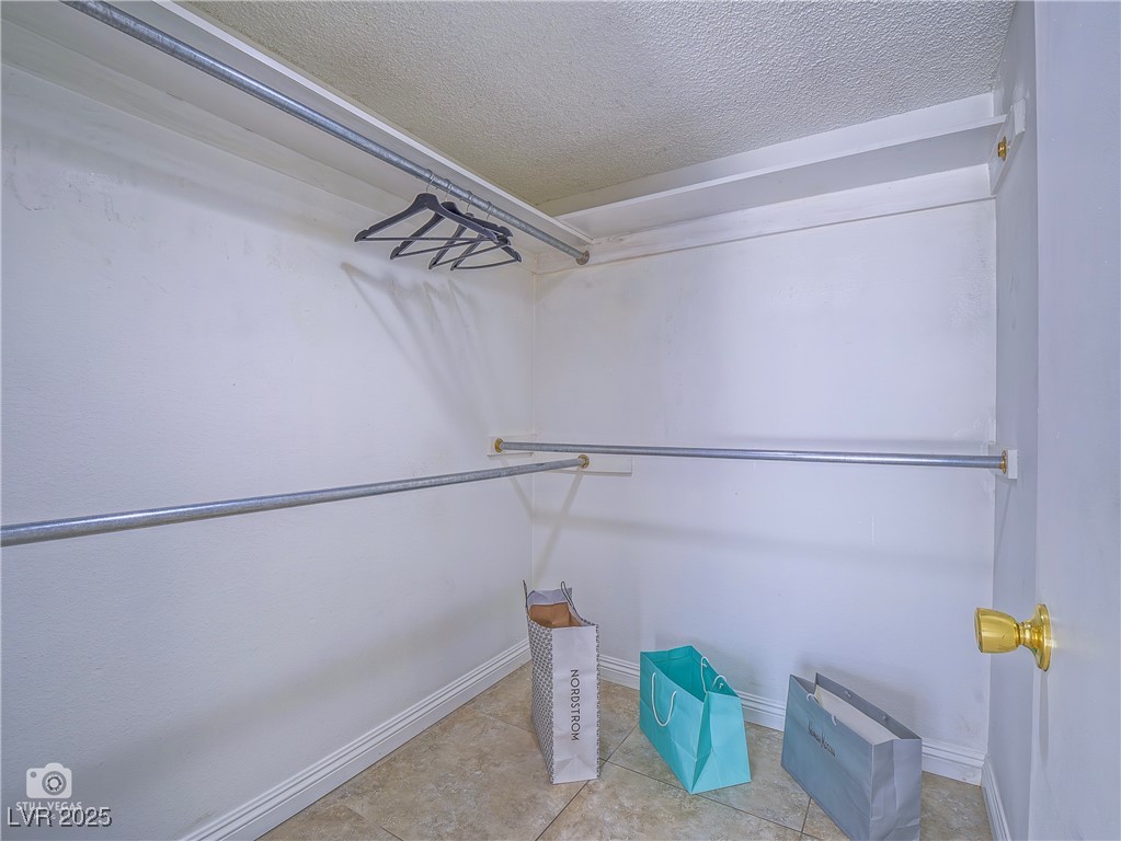 3251 Southridge Avenue Property Photo 13