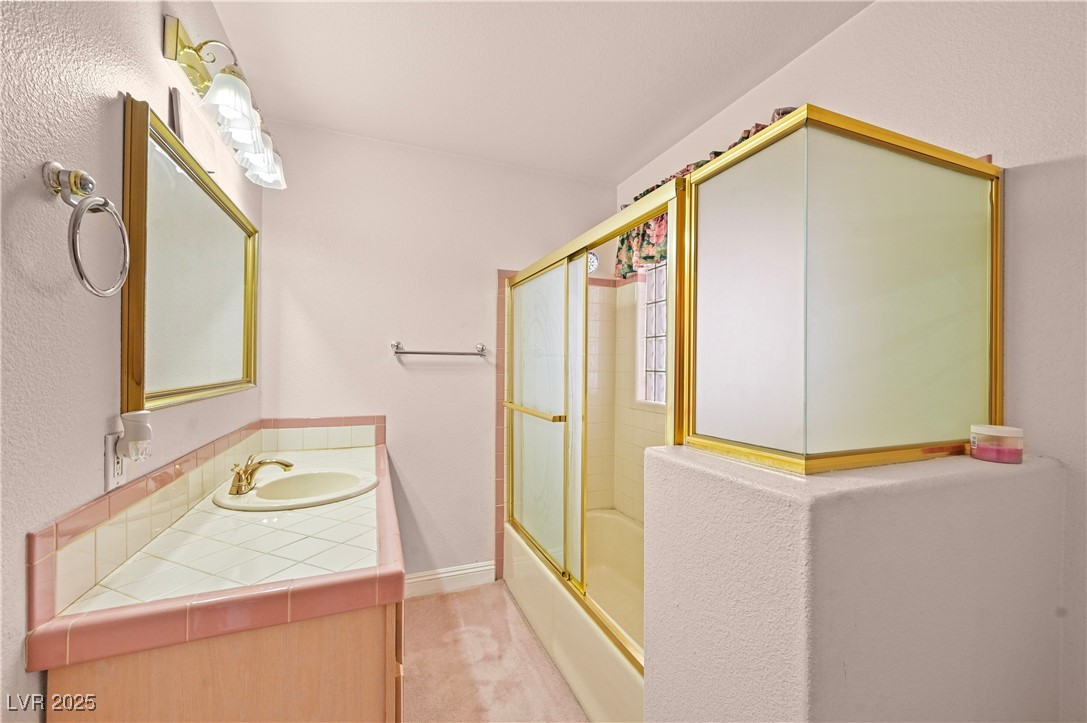 736 North Kiel Street Property Photo 24